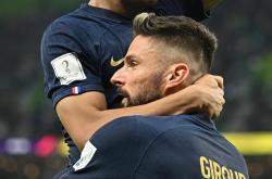 足球直播吧-英格兰队力克韩国队，马龙统治全场的简单介绍